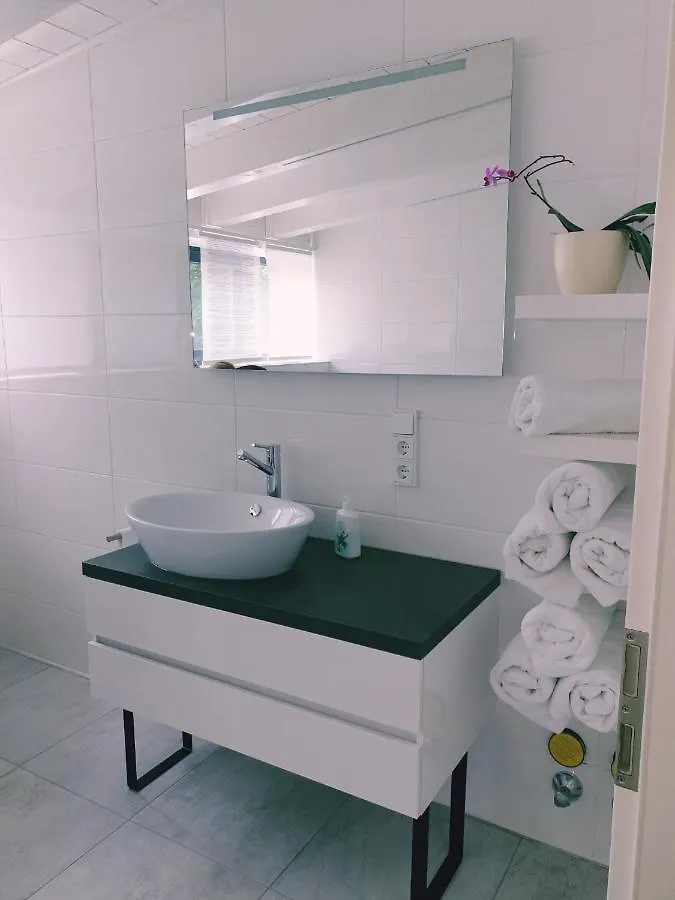 Gaestehaus Am Riedweg Garmisch-Partenkirchen Apartment